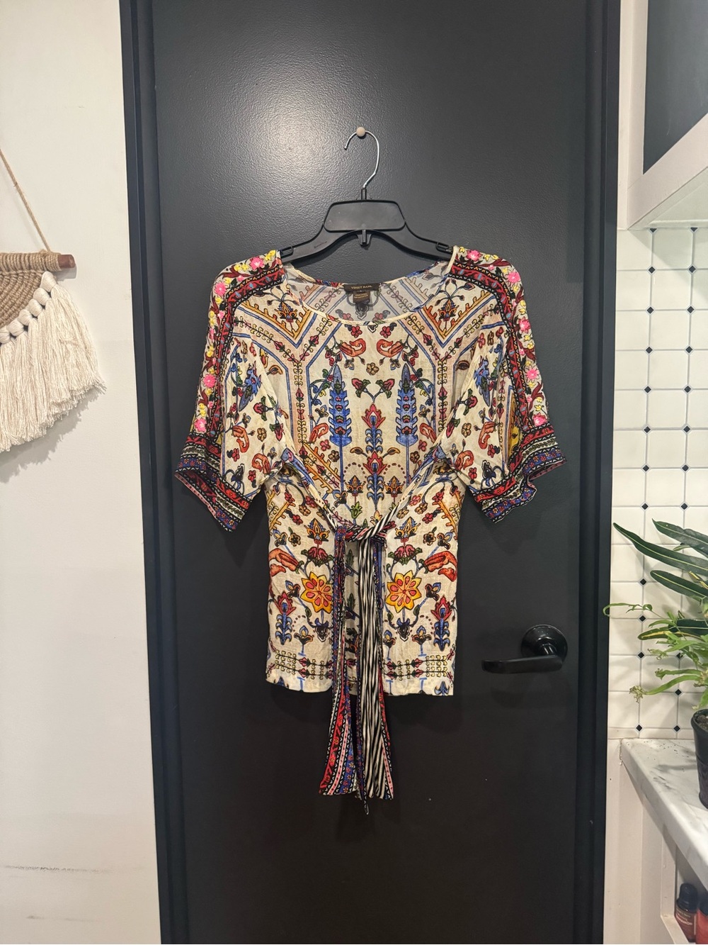 Vineet Bahl for Anthropologie Meknes Boho Tie Blouse with Embroidered Sleeves - Picture 11 of 11